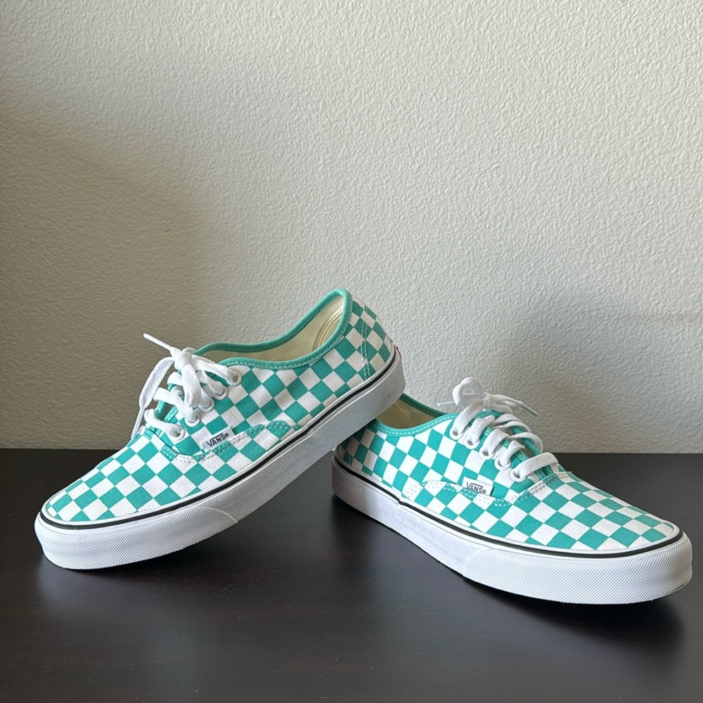 Vans Authentic in Teal Checkerboard Wms 9.5/Mns 8